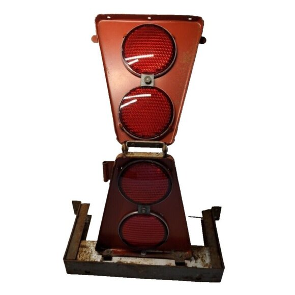 VTG Grote Reflector Metal #77 Emergency Roadside Folding Red USA Home decor - Picture 1 of 14